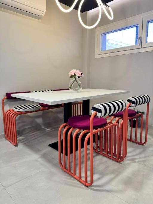 Pop Art Maisonette อิโออันนินา ภายนอก รูปภาพ