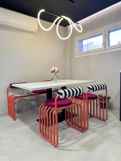 Pop Art Maisonette อิโออันนินา ภายนอก รูปภาพ