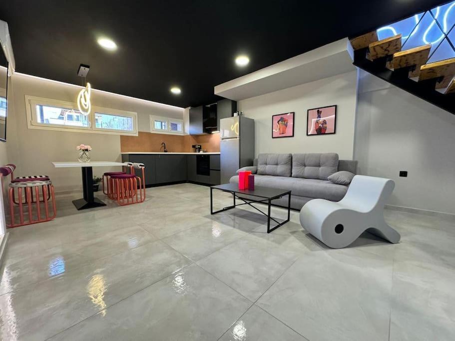 Pop Art Maisonette อิโออันนินา ภายนอก รูปภาพ